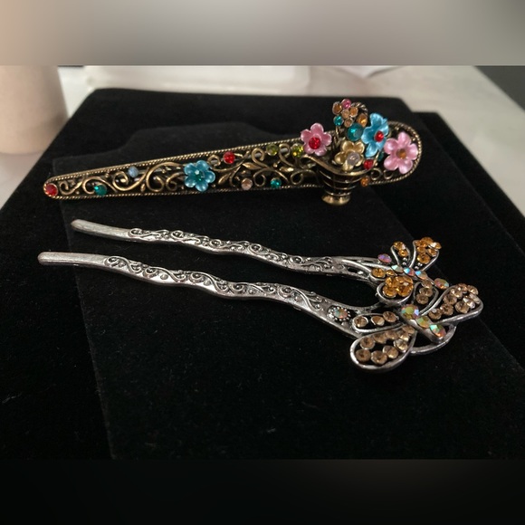 COPY - 2 pc bundle Butterfly dbl prong Hair Pin & Flower basket hair clip Stron… - Picture 6 of 12
